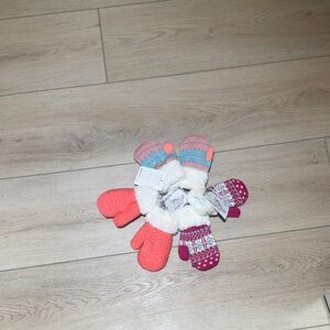 Cozy Multi-Color Kids Mittens Set